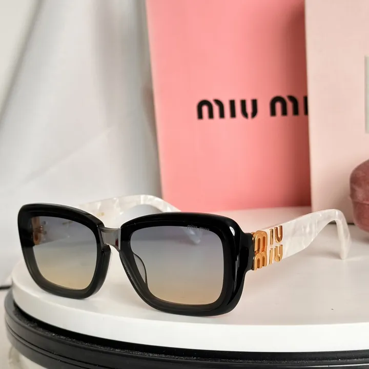 スーパーコピー ミュウミュウ サングラス