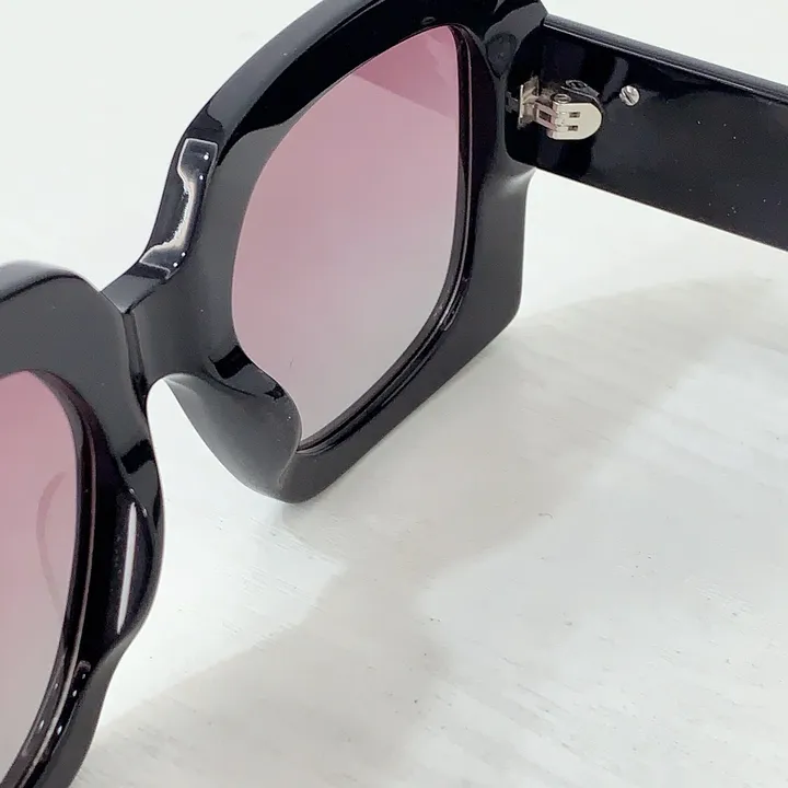 スーパーコピー ミュウミュウ サングラス