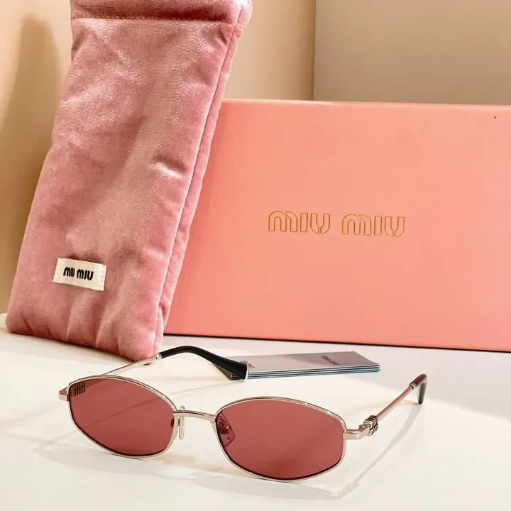 スーパーコピー ミュウミュウ サングラス