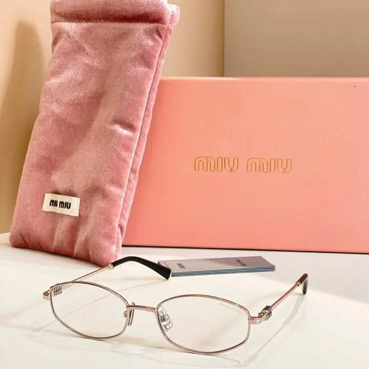 スーパーコピー ミュウミュウ サングラス