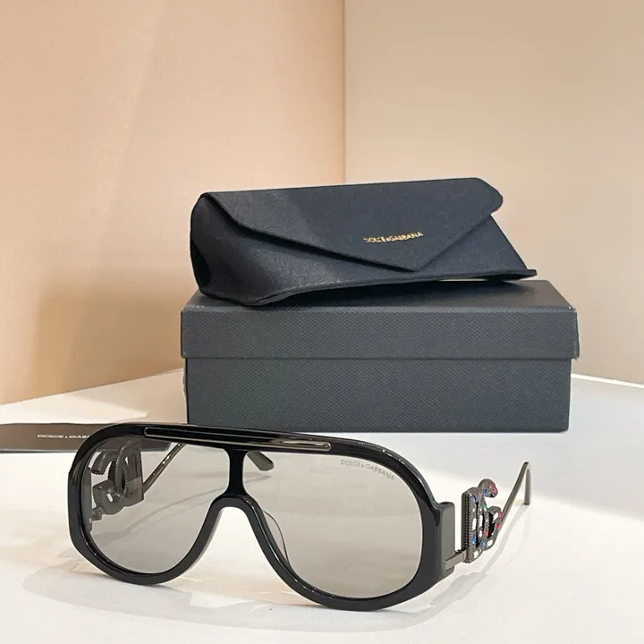 スーパーコピー ミュウミュウ サングラス