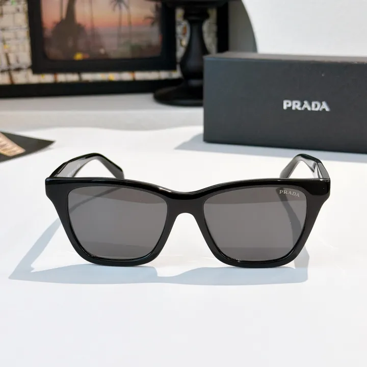 スーパーコピー プラダ サングラス