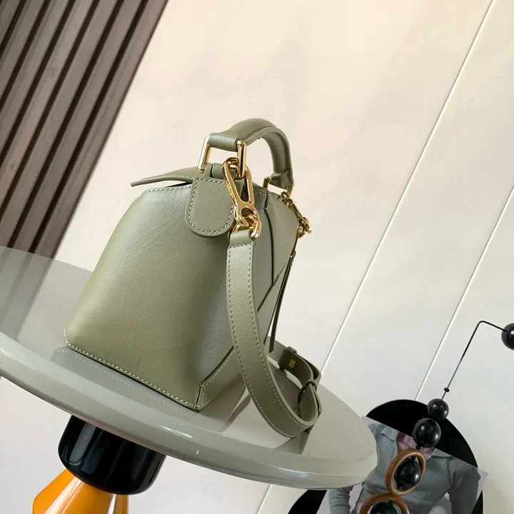 スーパーコピー ロエベ サングラス