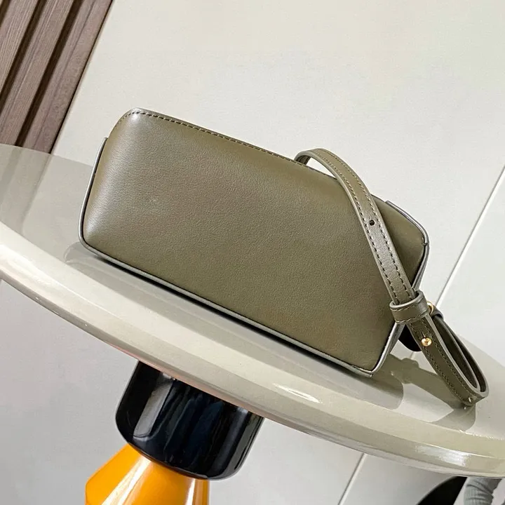 スーパーコピー ロエベ サングラス