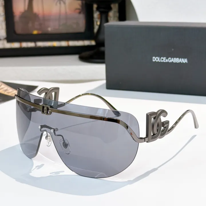 スーパーコピー ミュウミュウ サングラス