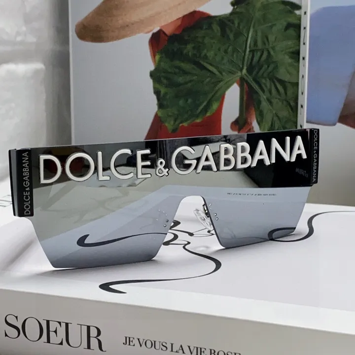 スーパーコピー ミュウミュウ サングラス