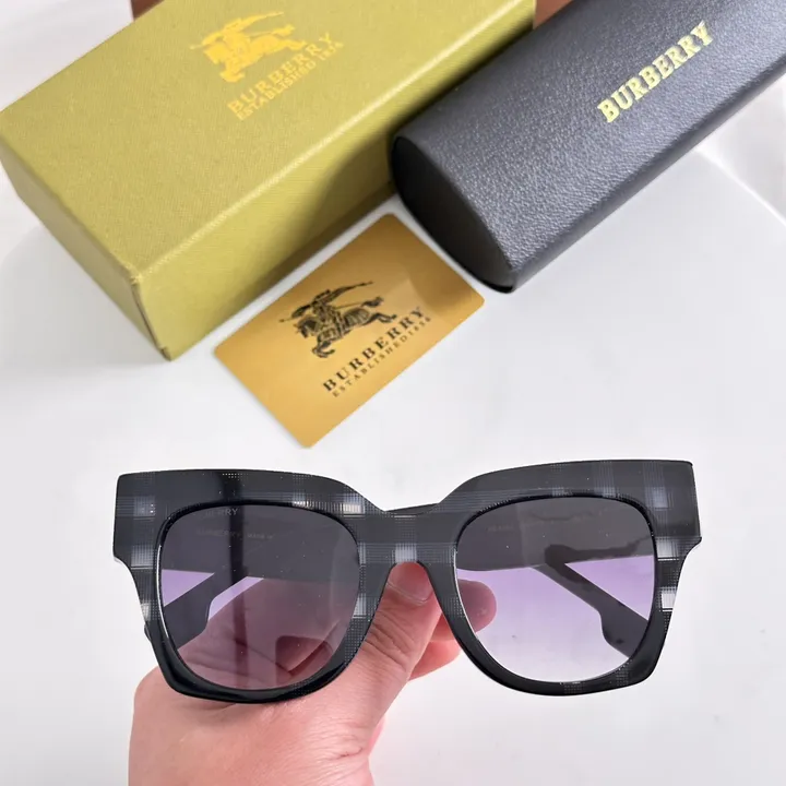 スーパーコピー プラダ サングラス