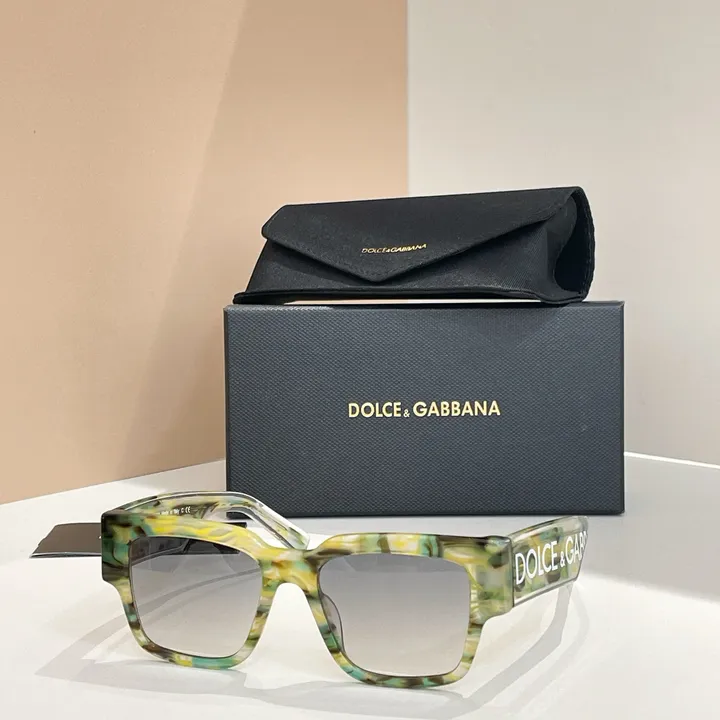 スーパーコピー ミュウミュウ サングラス