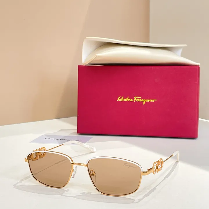スーパーコピー フェラガモ サングラス