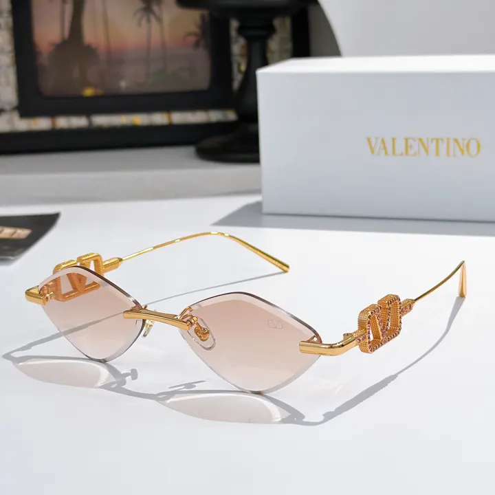 スーパーコピー ヴァレンティノ サングラス