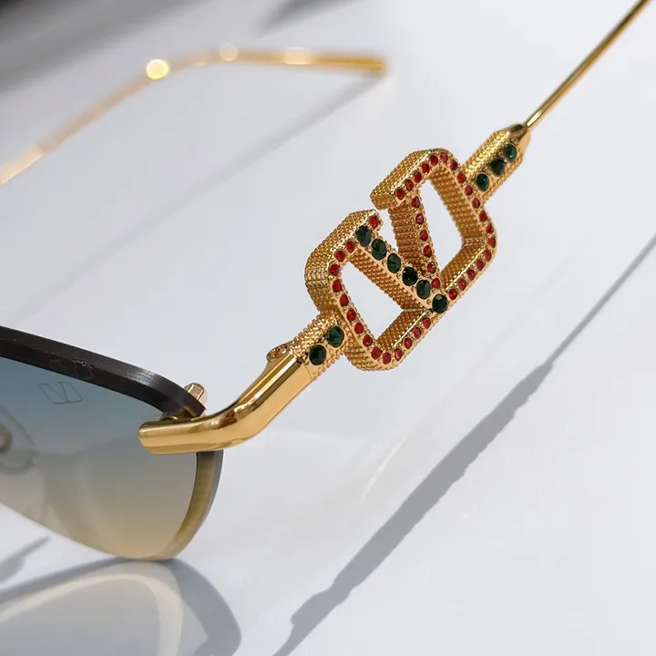 スーパーコピー ヴァレンティノ サングラス