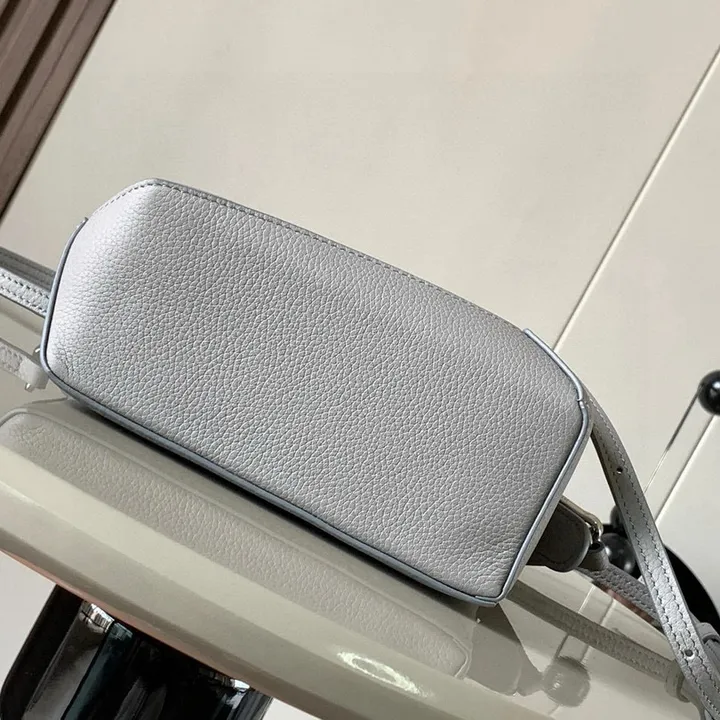 スーパーコピー ロエベ サングラス