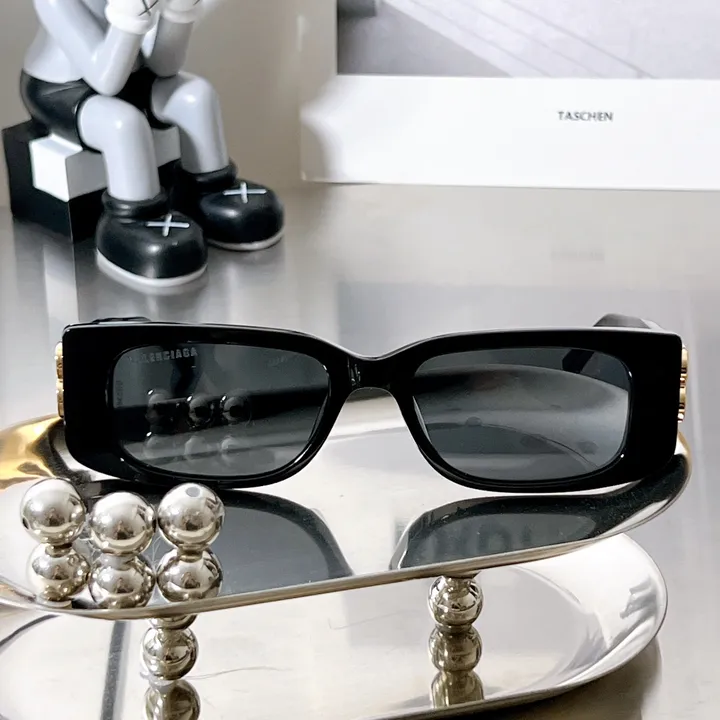 スーパーコピー バレンシアガ サングラス