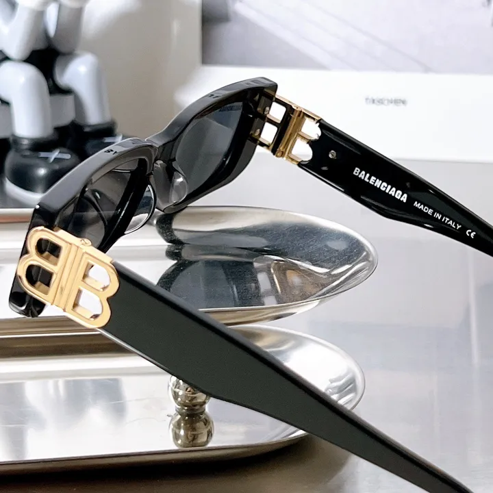 スーパーコピー バレンシアガ サングラス