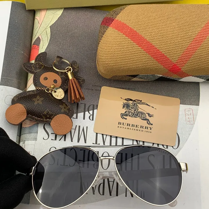 スーパーコピー バーバリー ス サングラス