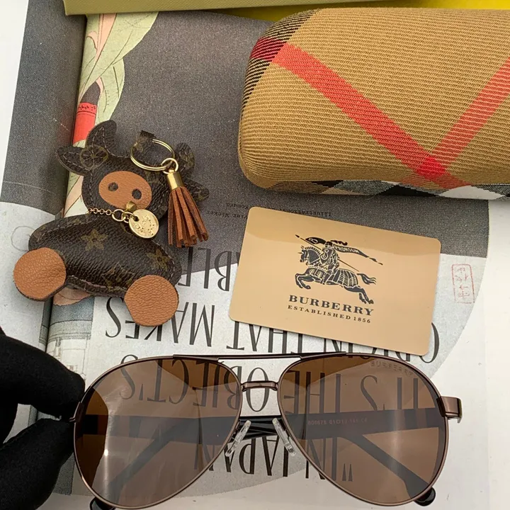 スーパーコピー バーバリー ス サングラス