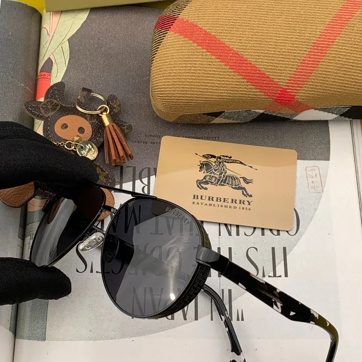 スーパーコピー バーバリー ス サングラス