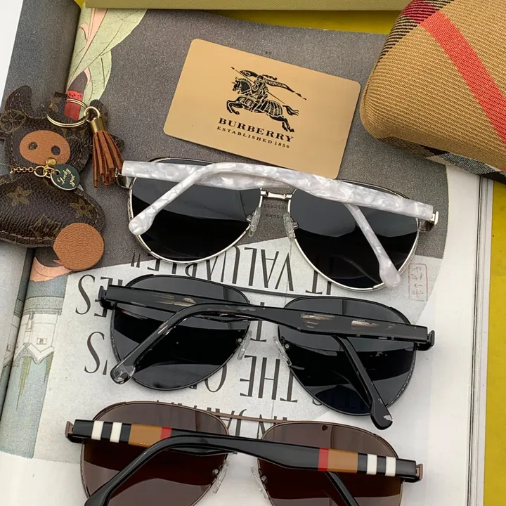 スーパーコピー バーバリー ス サングラス