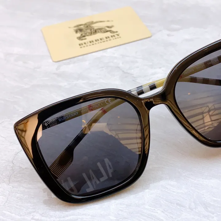 スーパーコピー バーバリー ス サングラス