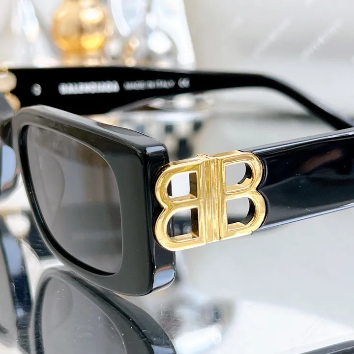 スーパーコピー バレンシアガ サングラス