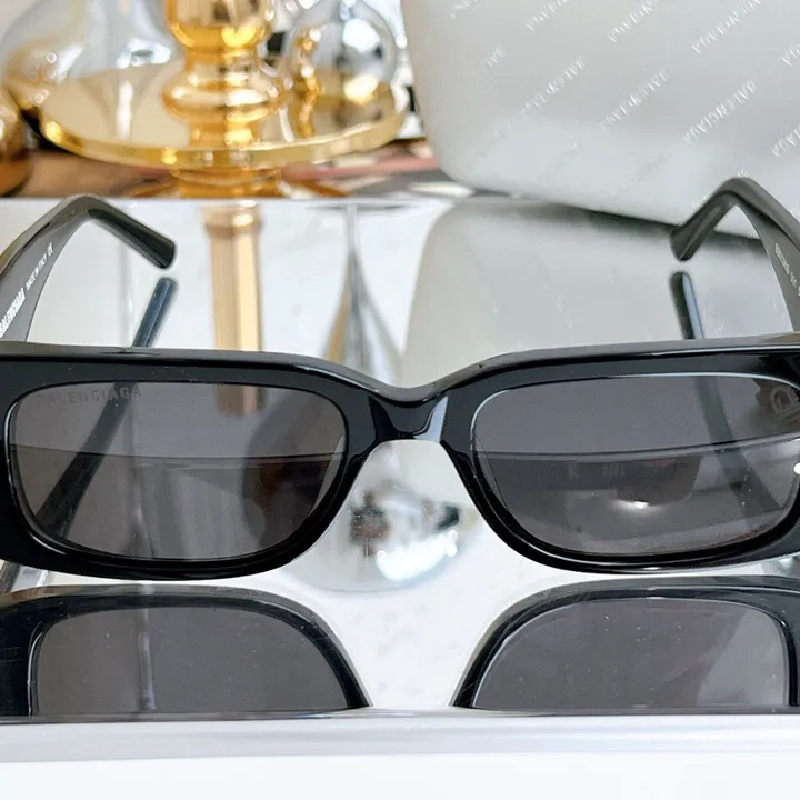 スーパーコピー バレンシアガ サングラス