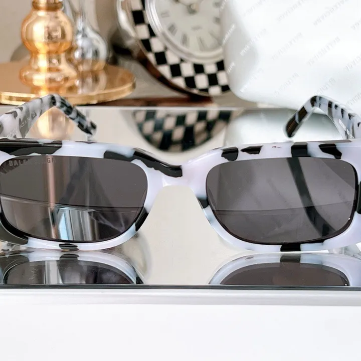 スーパーコピー バレンシアガ サングラス