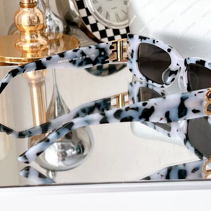 スーパーコピー バレンシアガ サングラス