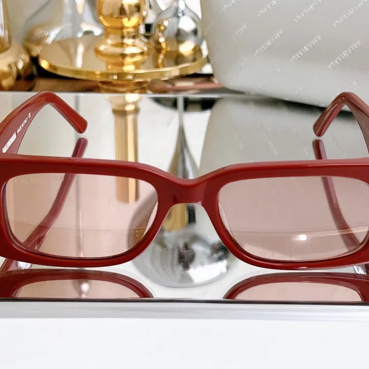 スーパーコピー バレンシアガ サングラス