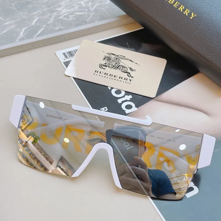 スーパーコピー バーバリー ス サングラス