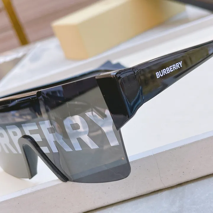スーパーコピー バーバリー ス サングラス