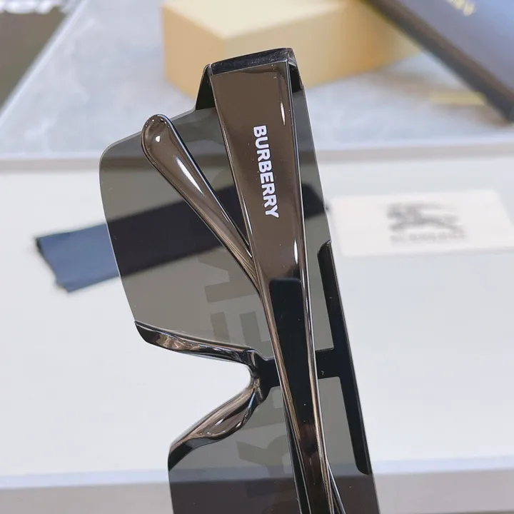 スーパーコピー バーバリー ス サングラス