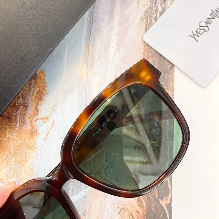 スーパーコピー ジバンシィ サングラス