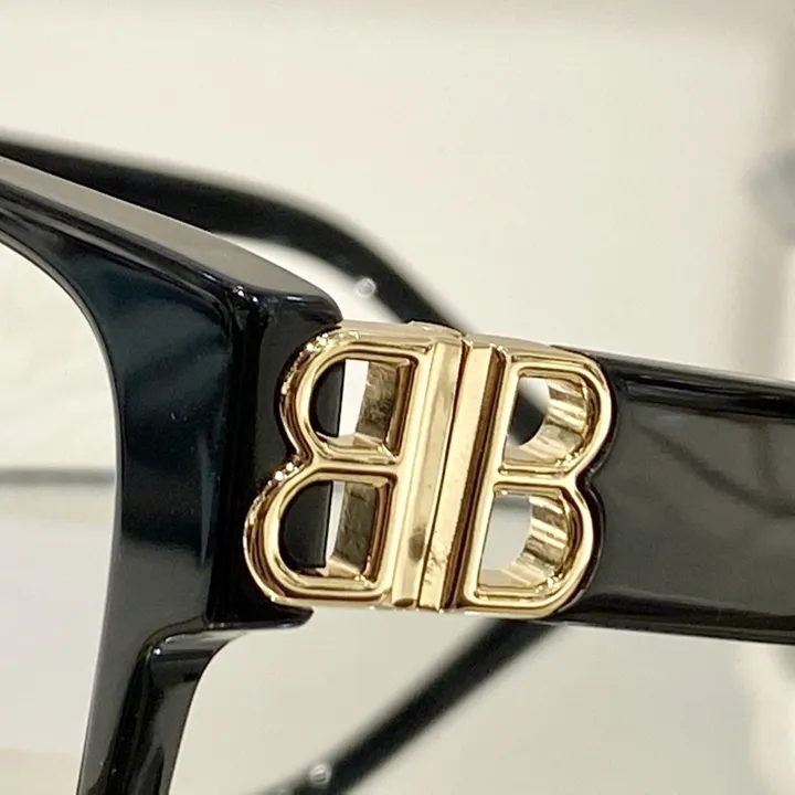 スーパーコピー バレンシアガ サングラス