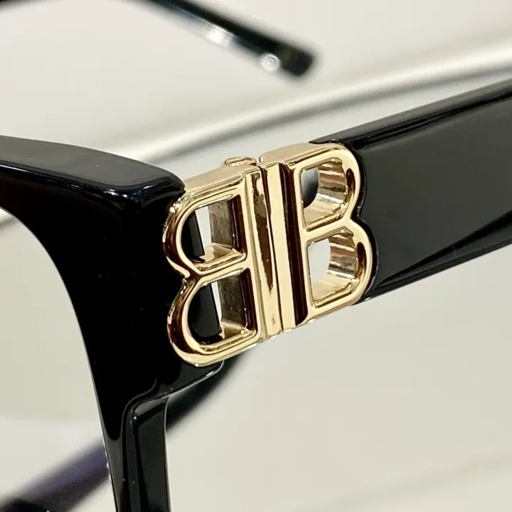 スーパーコピー バレンシアガ サングラス