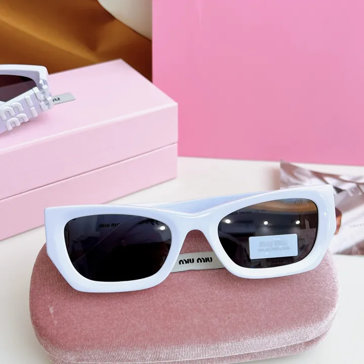 スーパーコピー ミュウミュウ サングラス
