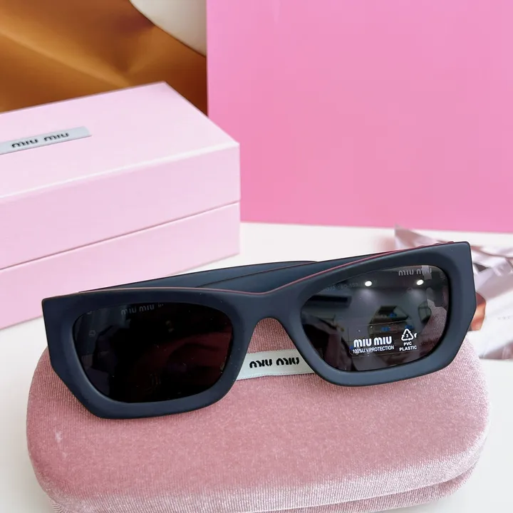 スーパーコピー ミュウミュウ サングラス