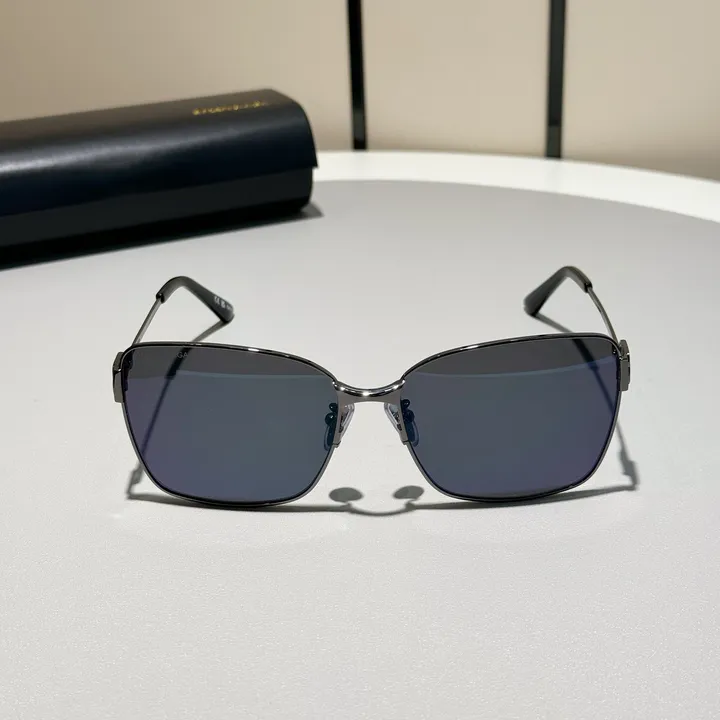 スーパーコピー バレンシアガ サングラス