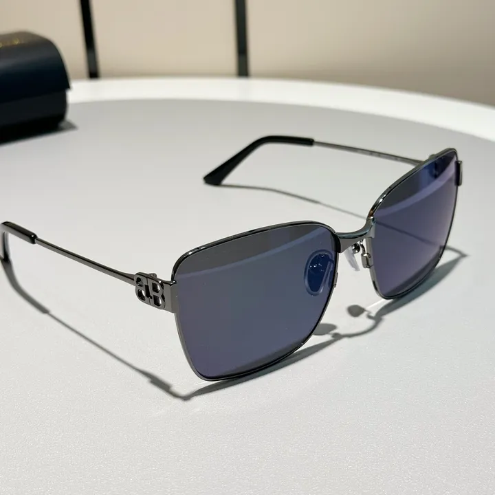 スーパーコピー バレンシアガ サングラス