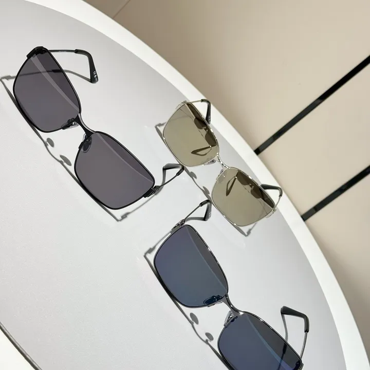 スーパーコピー バレンシアガ サングラス