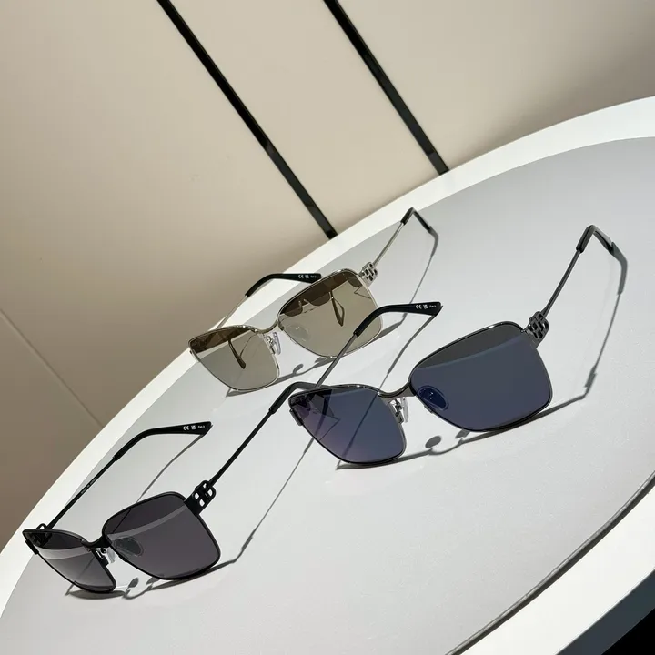 スーパーコピー バレンシアガ サングラス