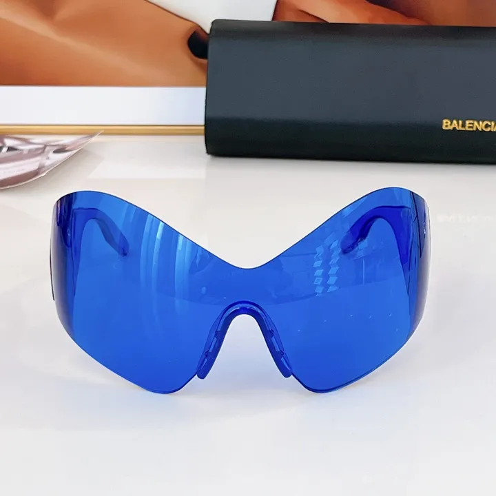 スーパーコピー バレンシアガ サングラス