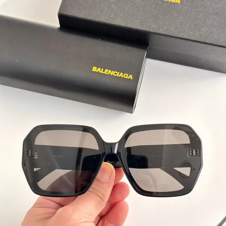 スーパーコピー バレンシアガ サングラス