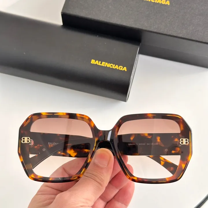 スーパーコピー バレンシアガ サングラス