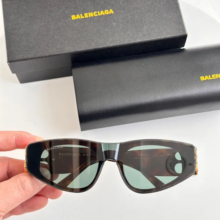 スーパーコピー バレンシアガ サングラス