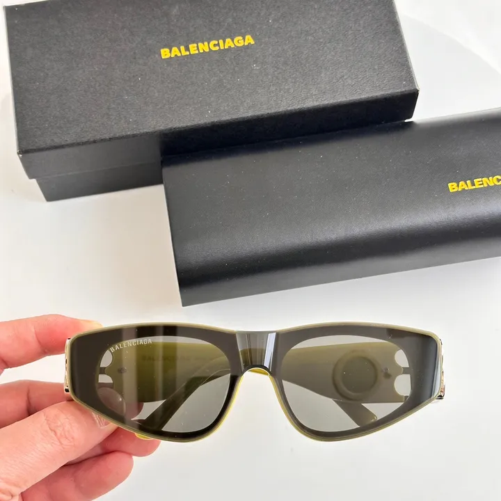 スーパーコピー バレンシアガ サングラス