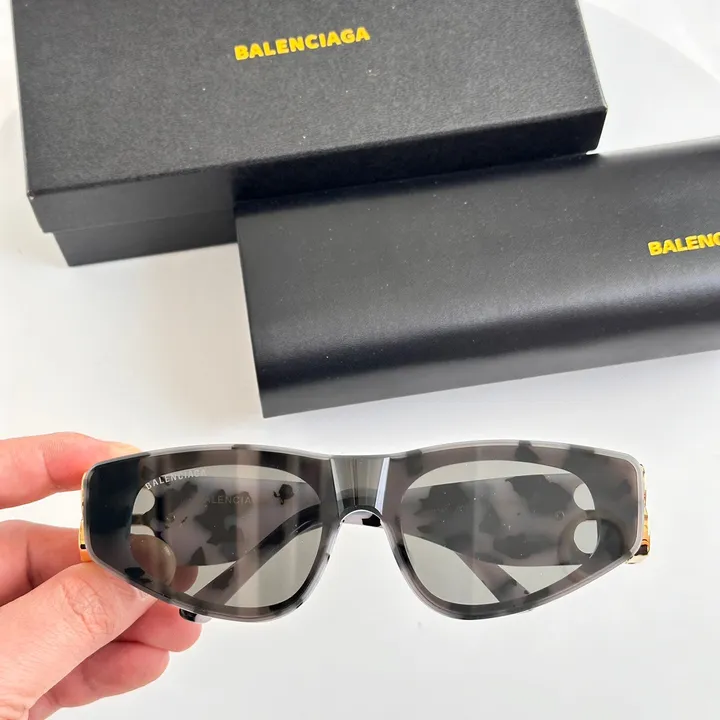 スーパーコピー バレンシアガ サングラス