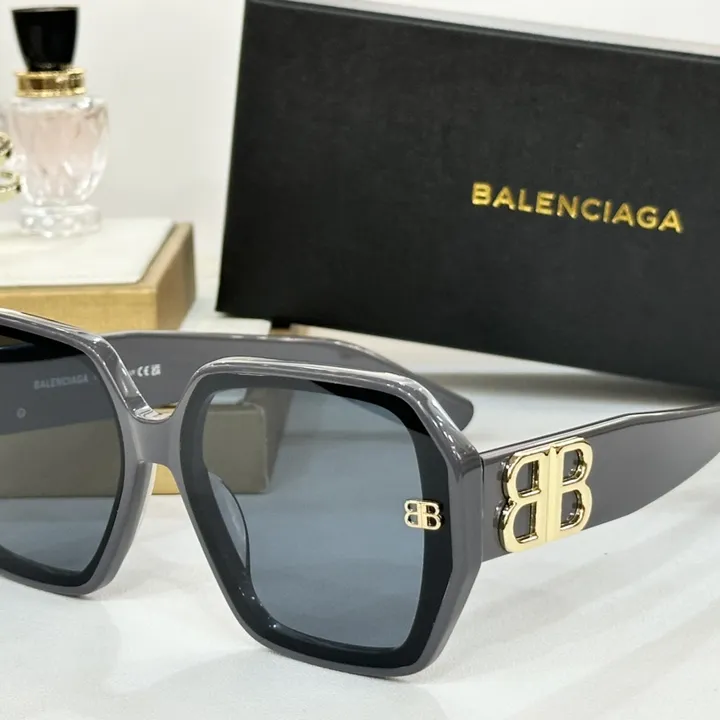 スーパーコピー バレンシアガ サングラス