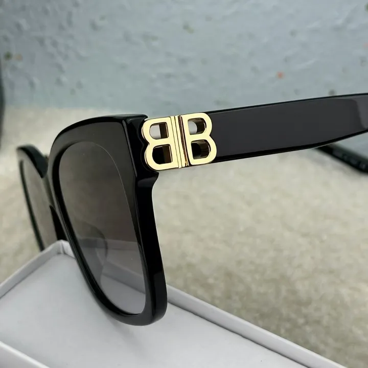 スーパーコピー バレンシアガ サングラス