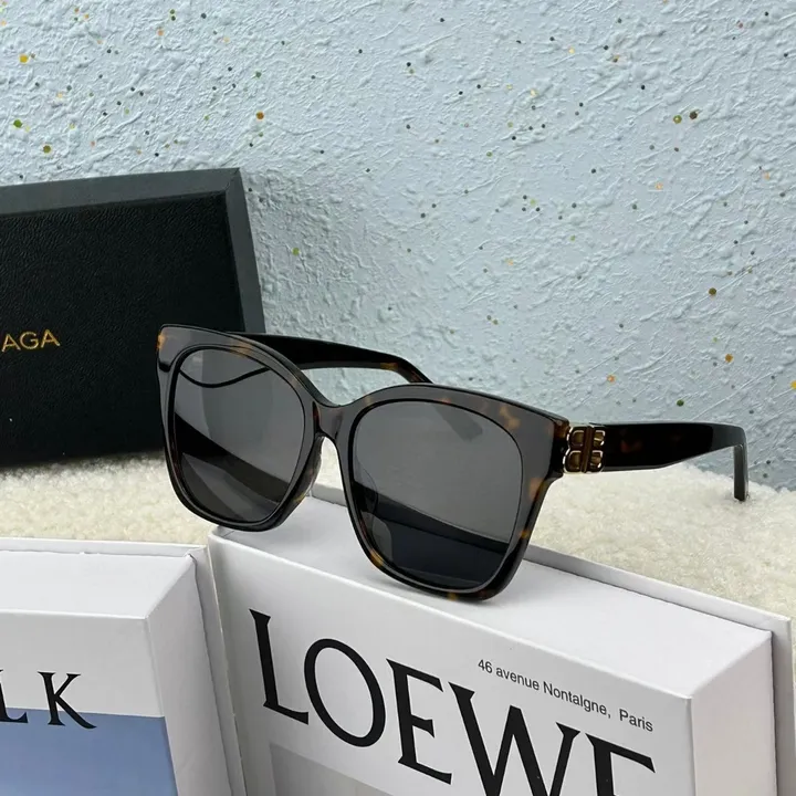 スーパーコピー バレンシアガ サングラス