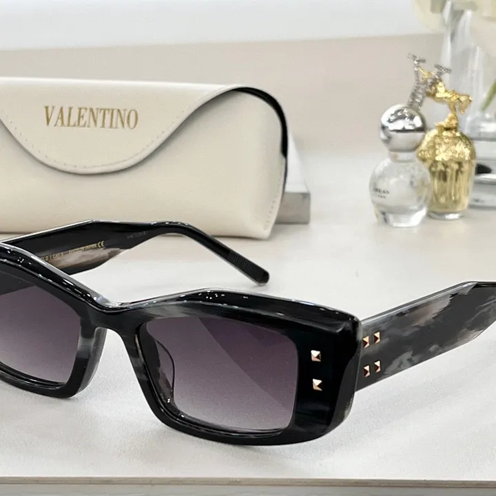 スーパーコピー ヴァレンティノ サングラス